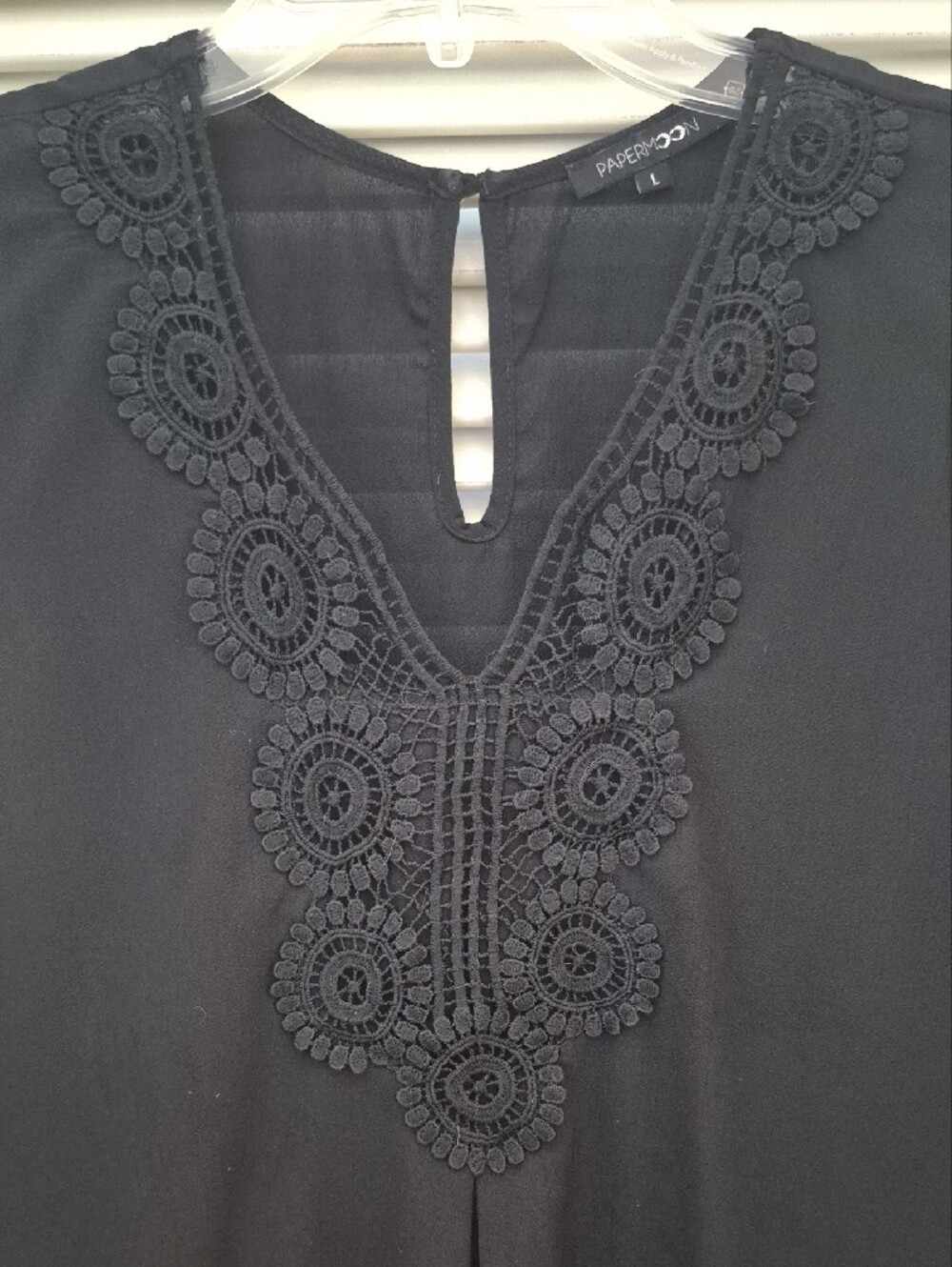 Papermoon Sleeveless Black Crochet-Trim Blouse - L - Picture 2 of 8